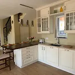 House Antonia Nin