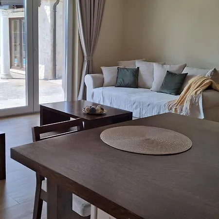 度假居 House Antonia 宁